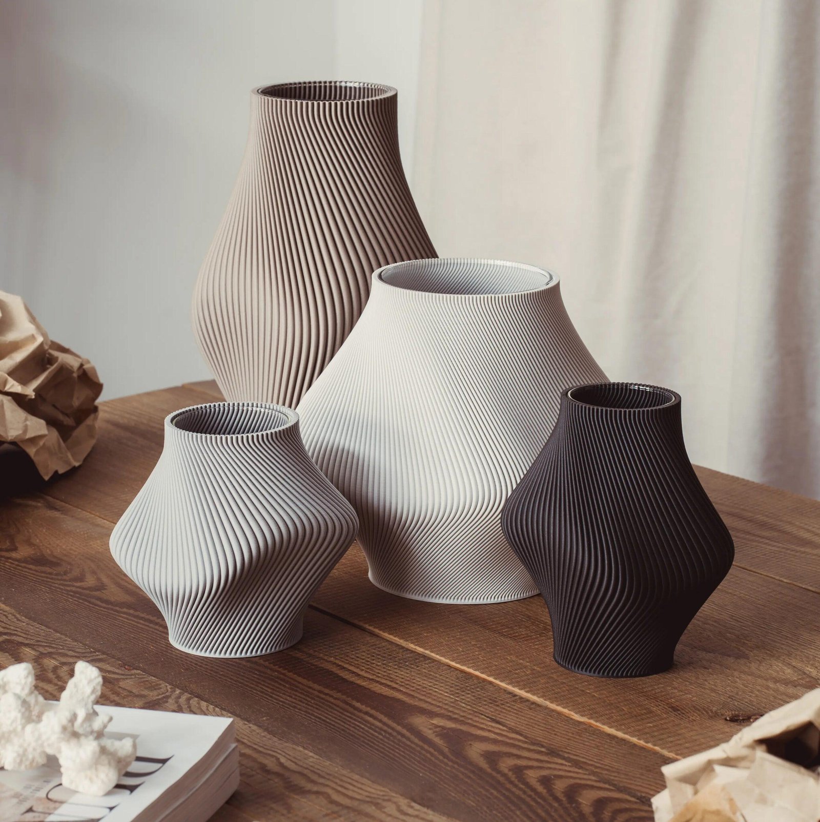 Sheyn Bloz Vases