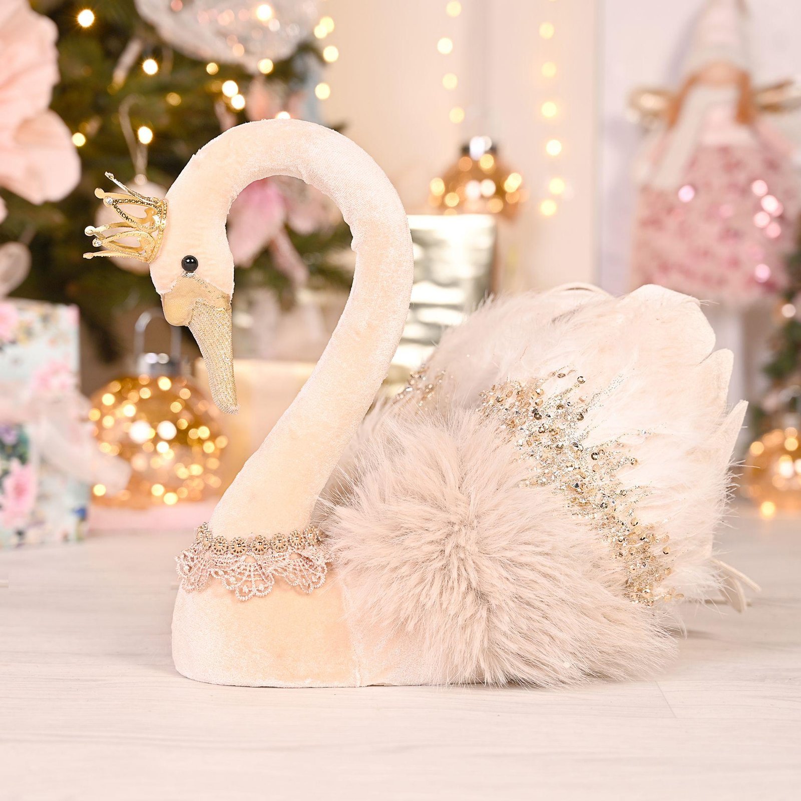 Opulent Velvet Christmas Swan Decoration Opulent Velvet Christmas Swan Decoration